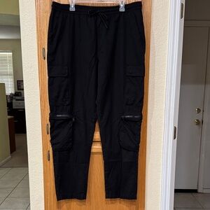 Forever 21 Men's Black Utility Cargo Pants - Size 2XL